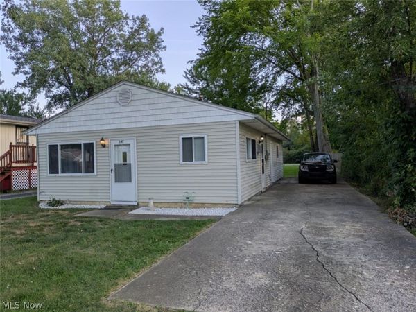 147 Morgan Avenue , Elyria, OH 44035