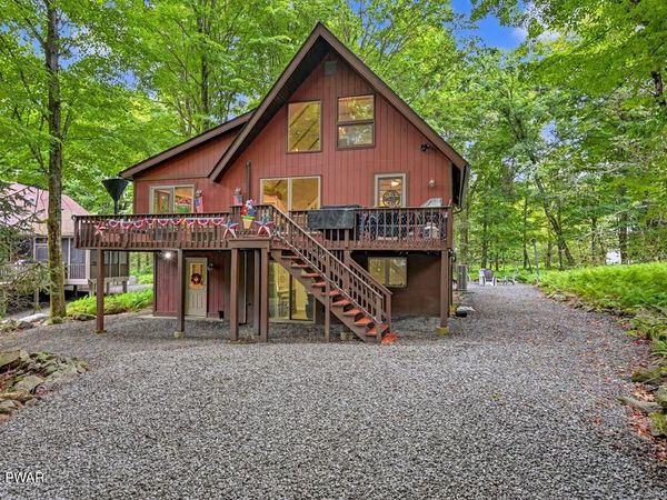 13 Rockway Court, Lake Ariel, PA 18436