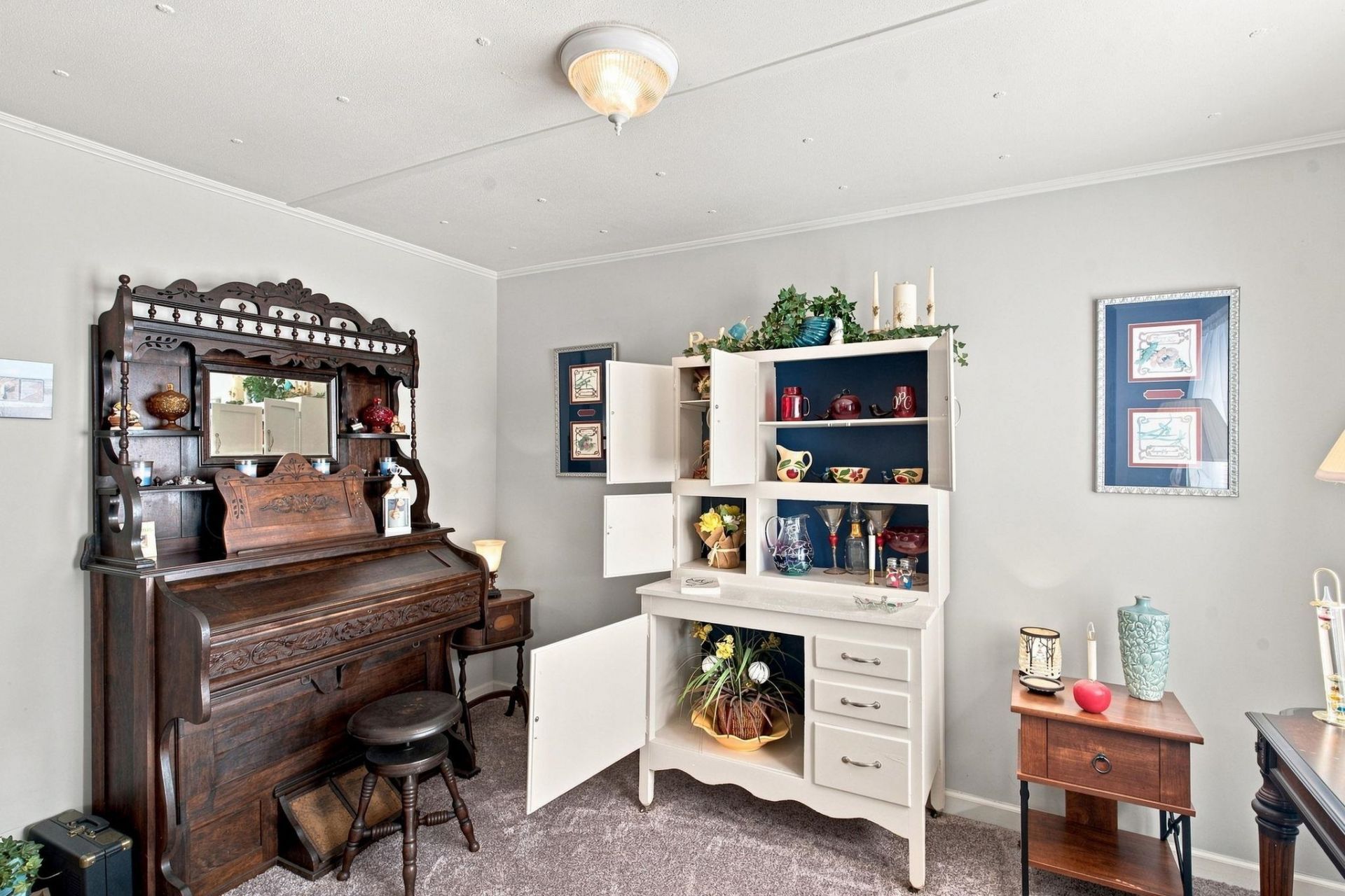 800 Waterway Dr. Photo 10