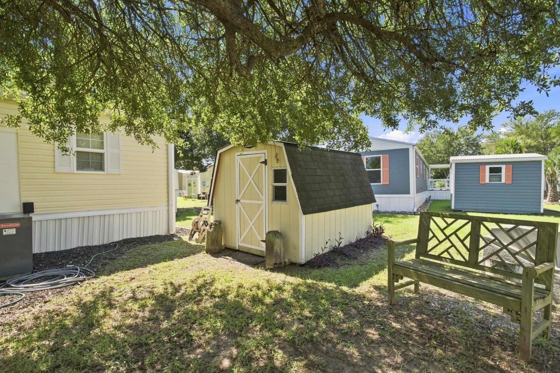 800 Waterway Dr. Photo 25