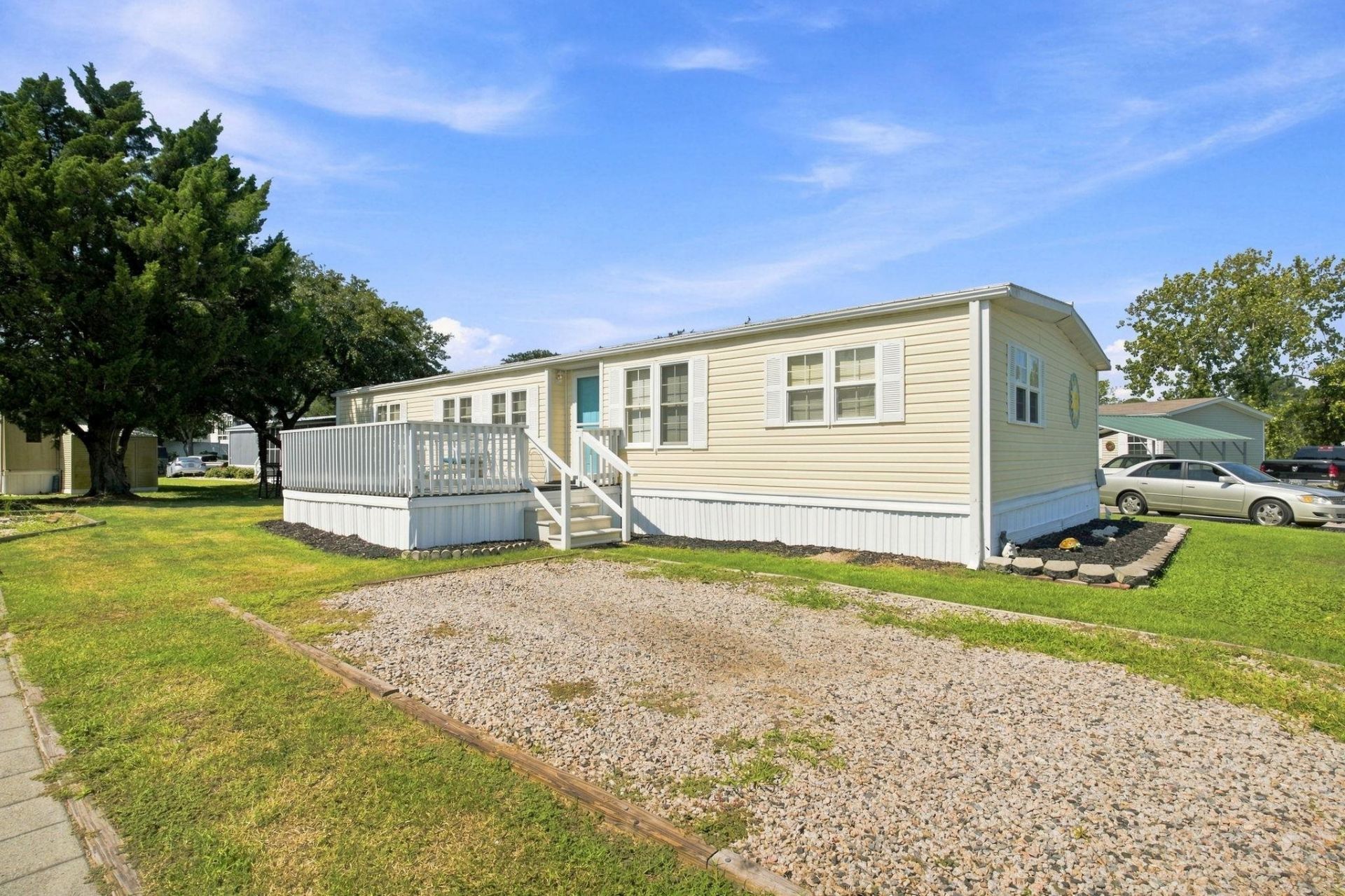 800 Waterway Dr. Photo 26
