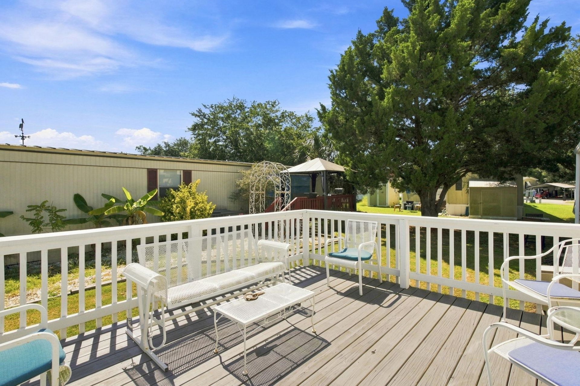 800 Waterway Dr. Photo 31