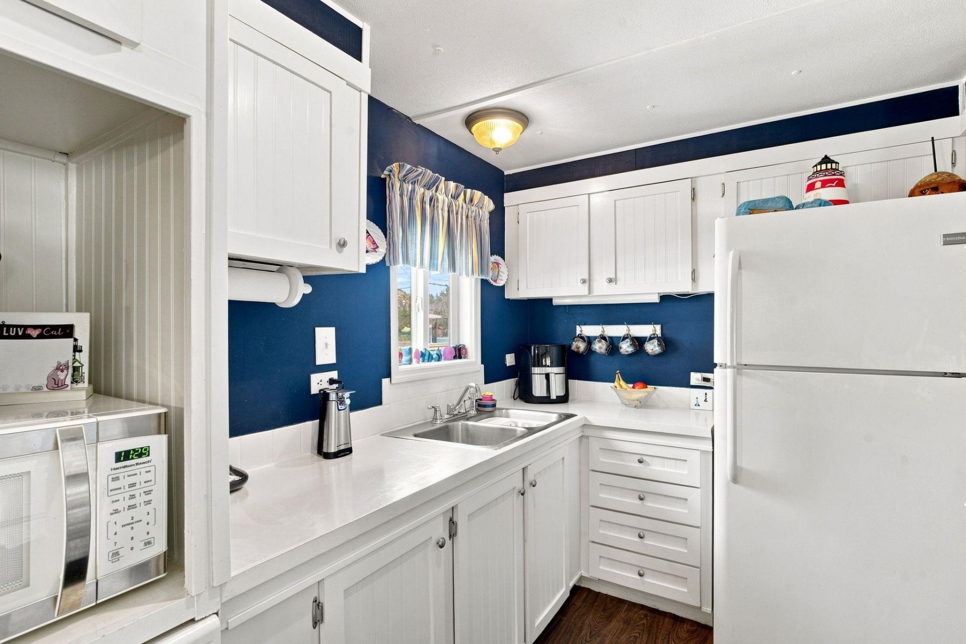 800 Waterway Dr. Photo 8