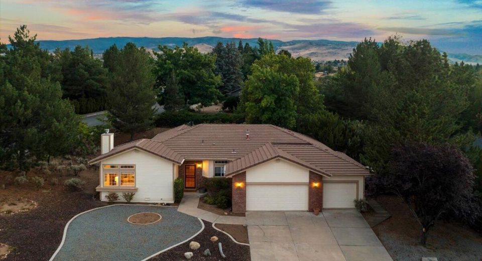 2805 W Pinenut Court, Reno, NV 89509 Photo