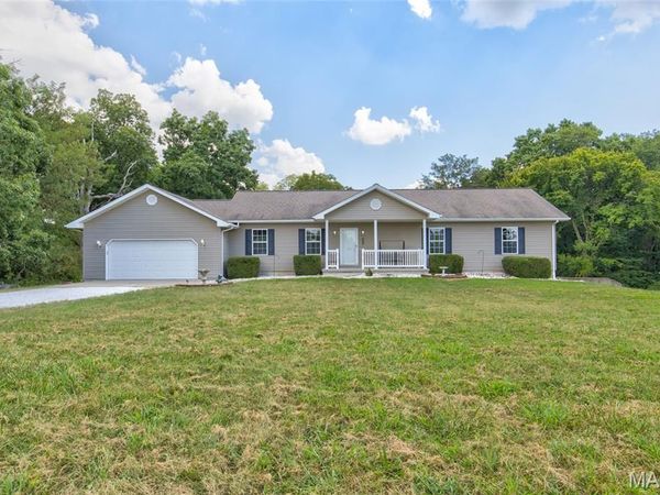15394 Wildwood Lane, Grafton, IL 62037