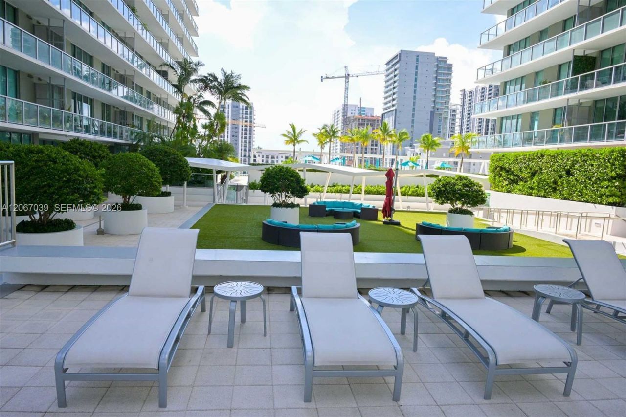 1111 SW 1st Ave, Unit 3624-N, Miami, FL 33130 Photo