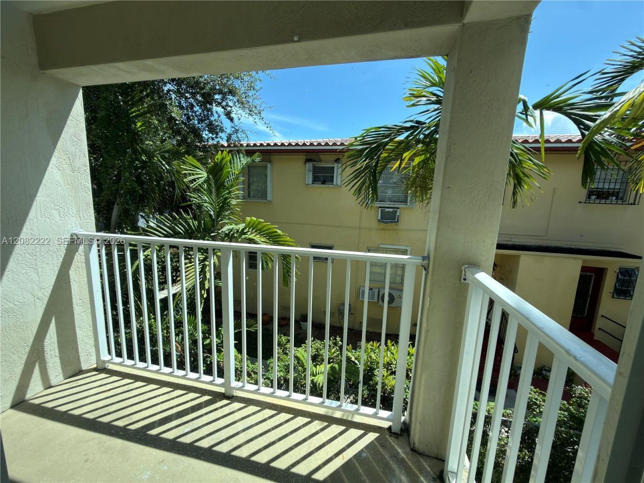 695 SW 11th St , Unit 204, Miami, FL 33129 Photo