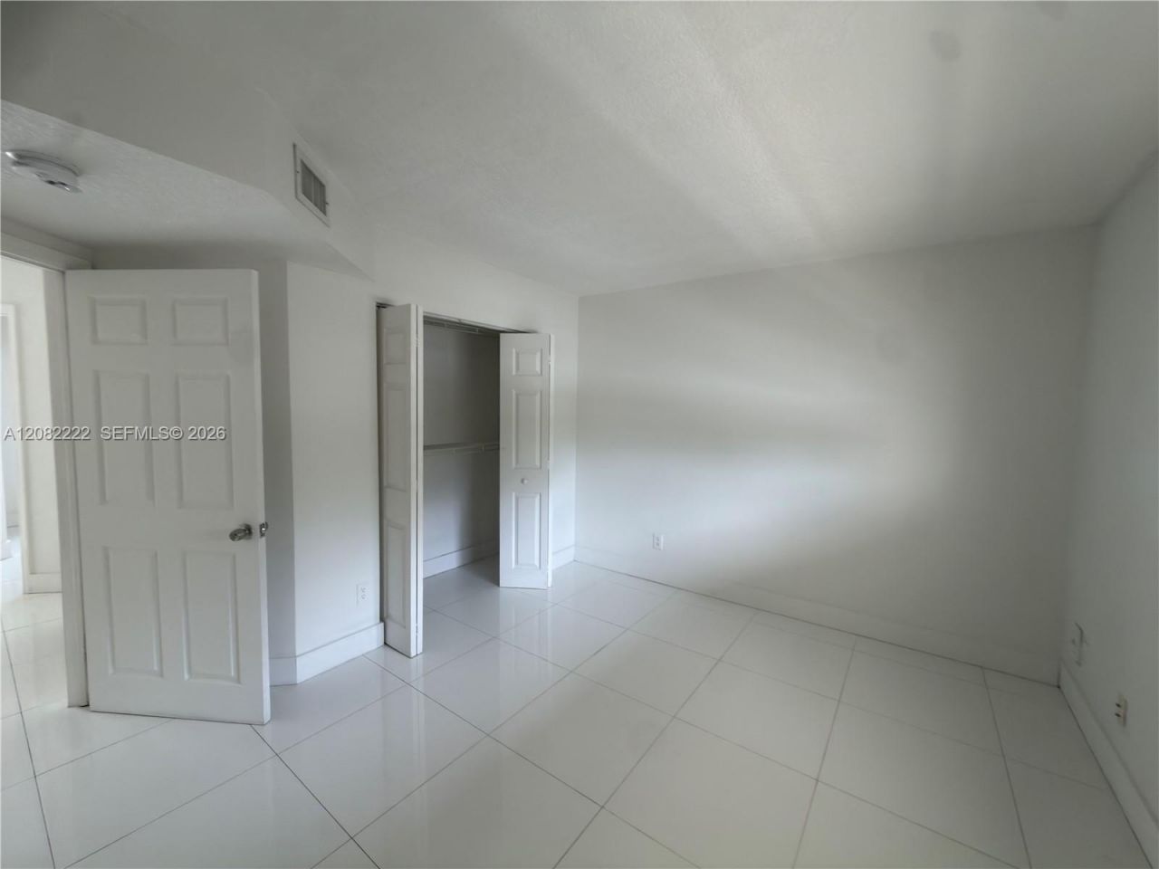 695 SW 11th St , Unit 204, Miami, FL 33129 Photo