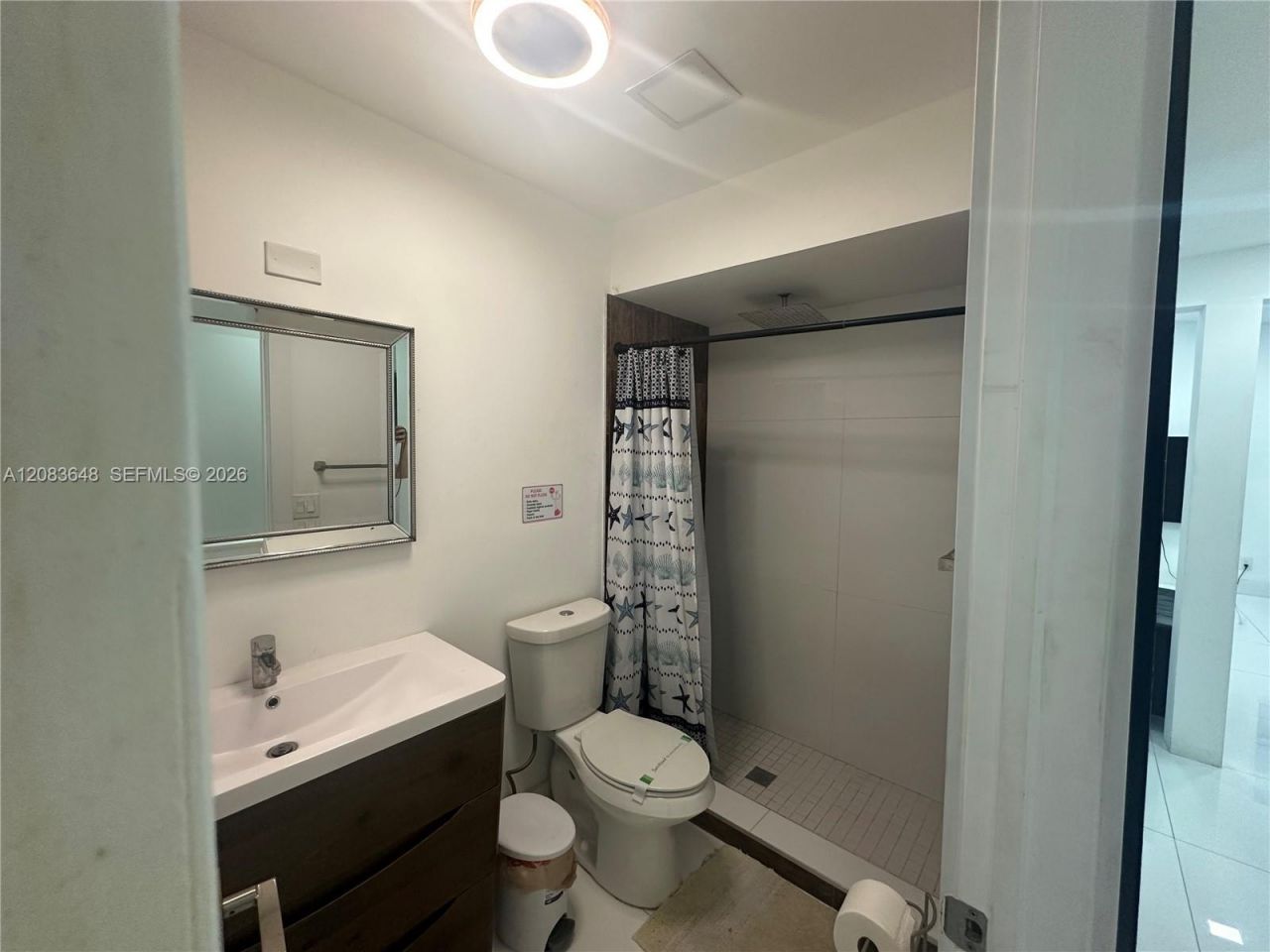 851 NE 205th St, Miami, FL 33179 Photo