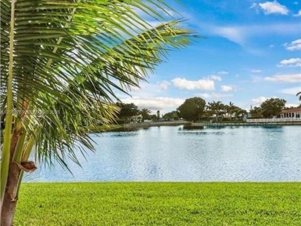 9652 W Mcnab Rd, Unit 104, Tamarac, FL 33321