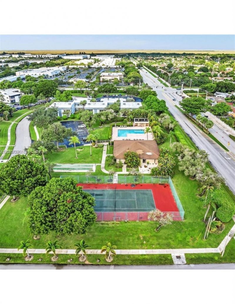 9652 W Mcnab Rd, Unit 104, Tamarac, FL 33321 Photo