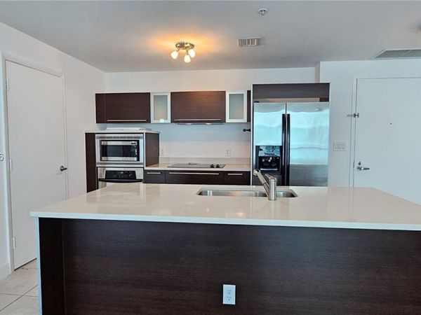 1900 N Bayshore Dr , Unit 1617, Miami, FL 33132