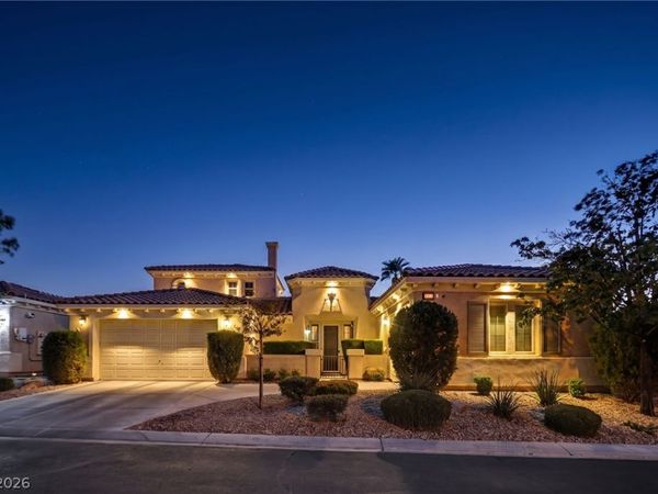 7567 Pearl Crescent Drive , Las Vegas, NV 89113