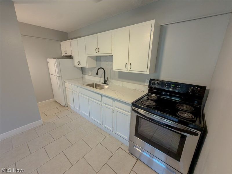 640 S Shore Court, Vermilion, OH 44089 Photo 10