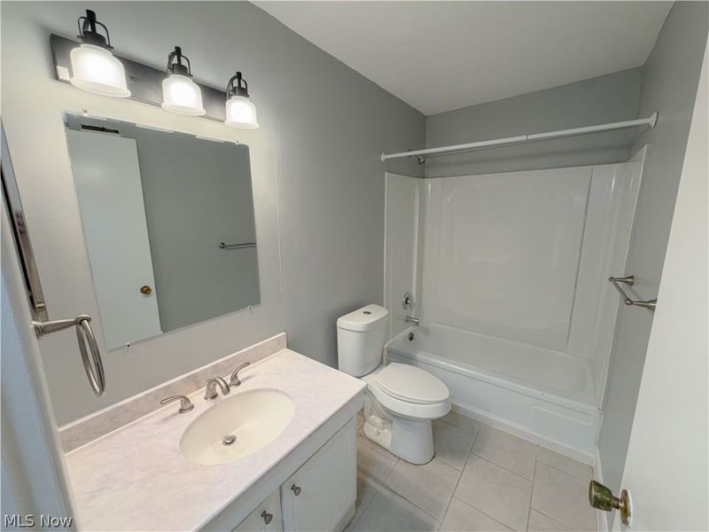 640 S Shore Court, Vermilion, OH 44089 Photo 13