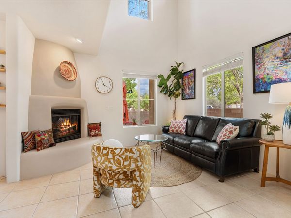 13 Saddleback Mesa , Santa Fe, NM 87508