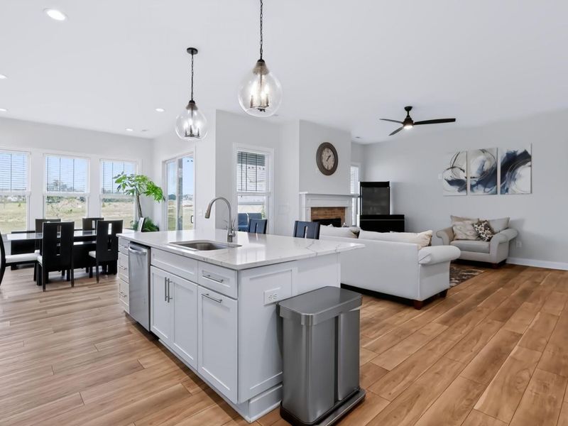 8896 Coe Drive , Plain City, OH 43064 Photo 10
