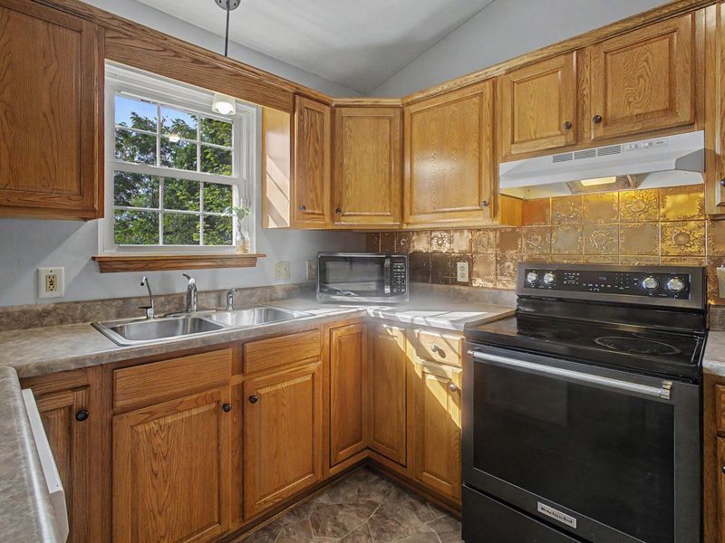190 W Williams Street, Cardington, OH 43315 Photo 16