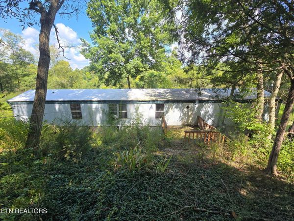 524 N Farnum St, Friendsville, TN 37737