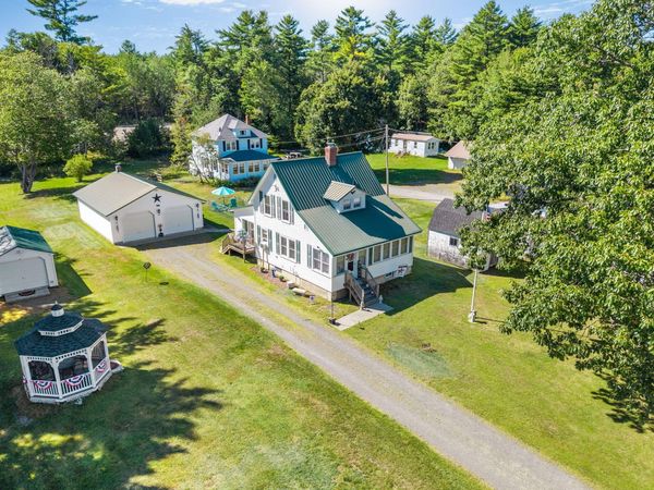 35 Meulendyk Avenue , Brownville, ME 04414