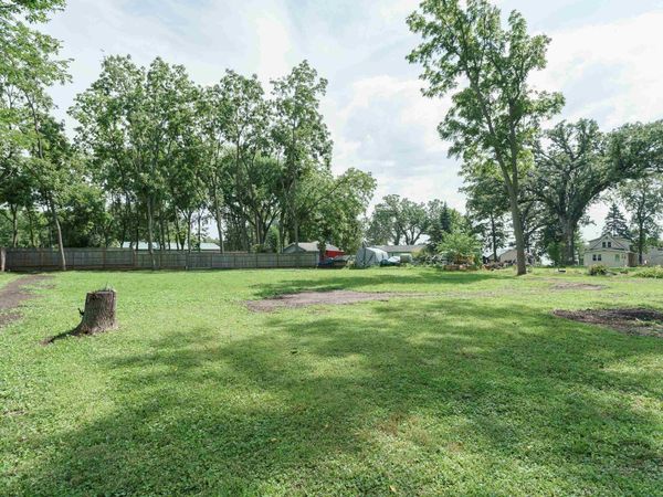 N1032 Olson Road, Edgerton, WI 53534