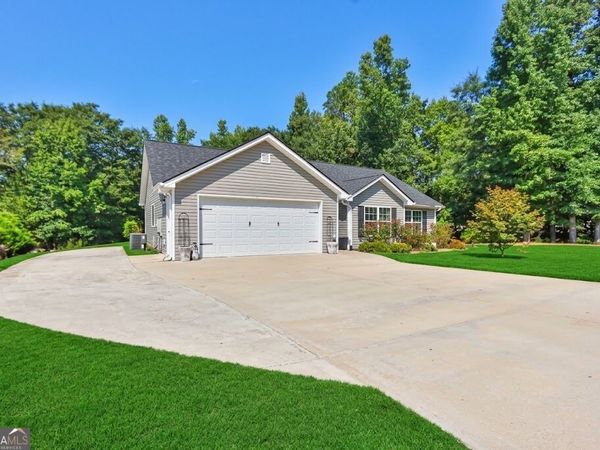 3710 Silver Hill Circle, Gainesville, GA 30507
