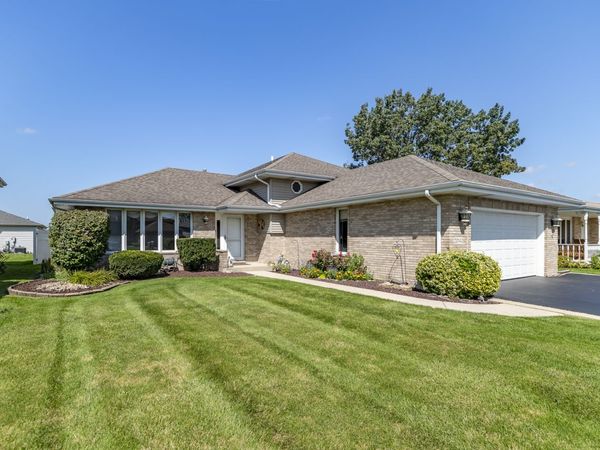 20140 Dolphin Avenue , Lynwood, IL 60411