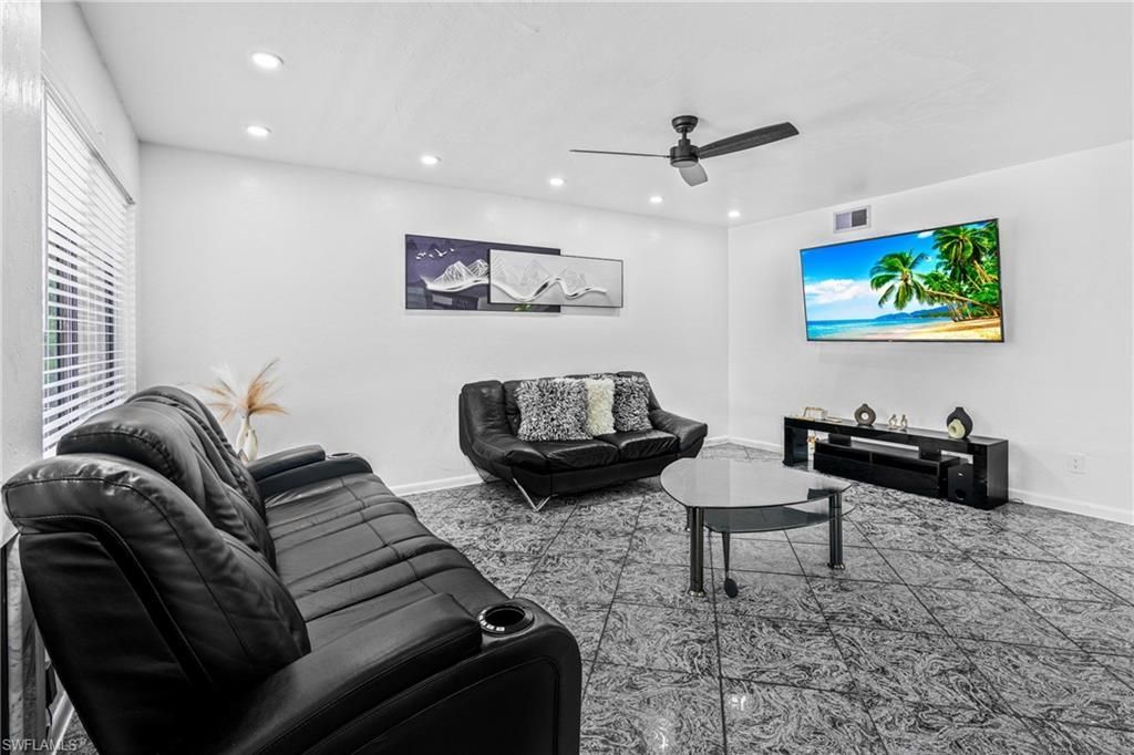 6031 Dogwood Way , Naples, FL 34116 Photo
