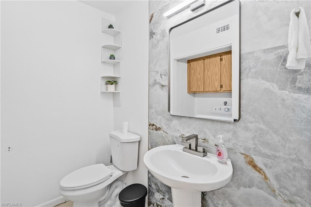 6031 Dogwood Way , Naples, FL 34116 Photo