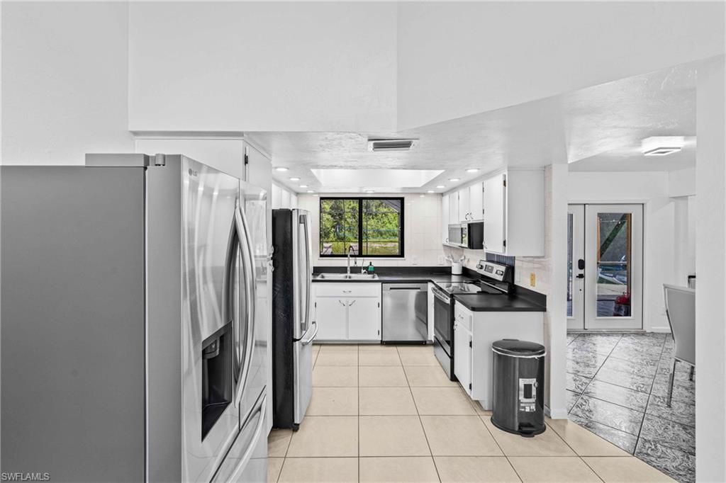 6031 Dogwood Way , Naples, FL 34116 Photo