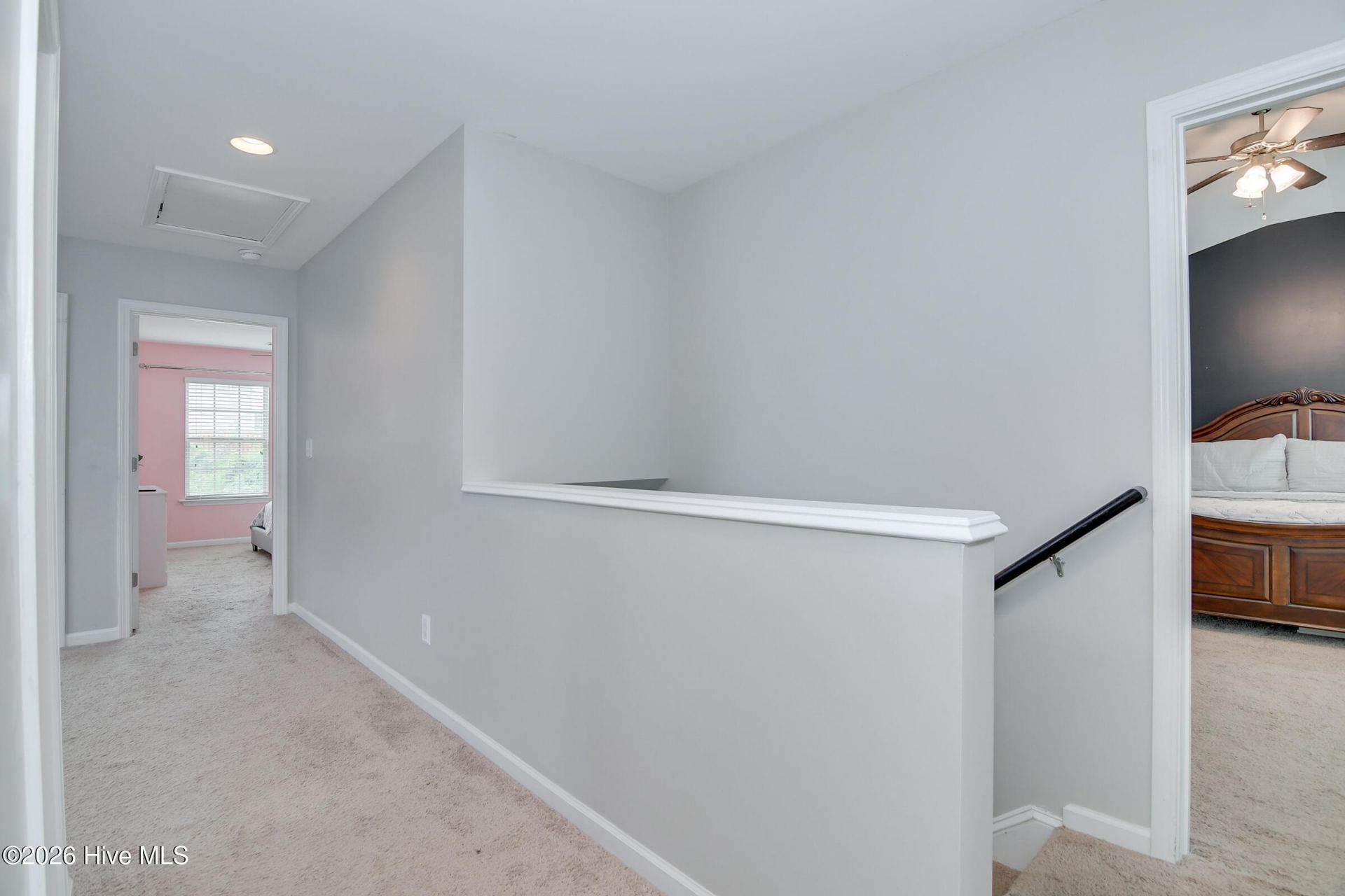 613 Buttonwood Drive Photo 16