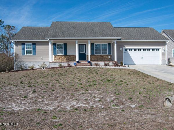 303 Sinclair Lane , Hubert, NC 28539