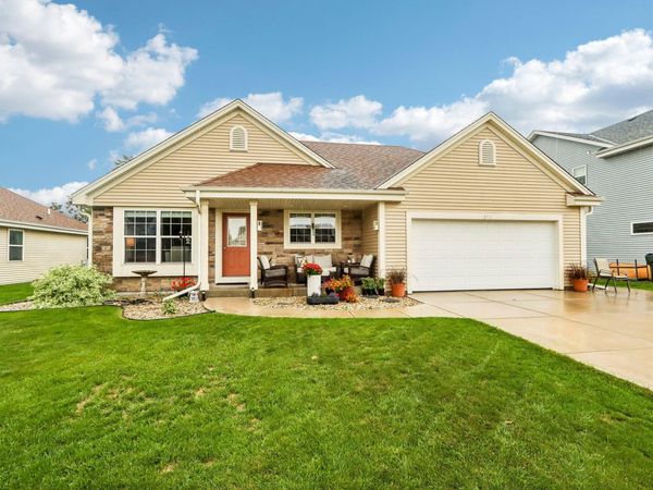 3915 Wild Ginger Way, Caledonia, WI 53126