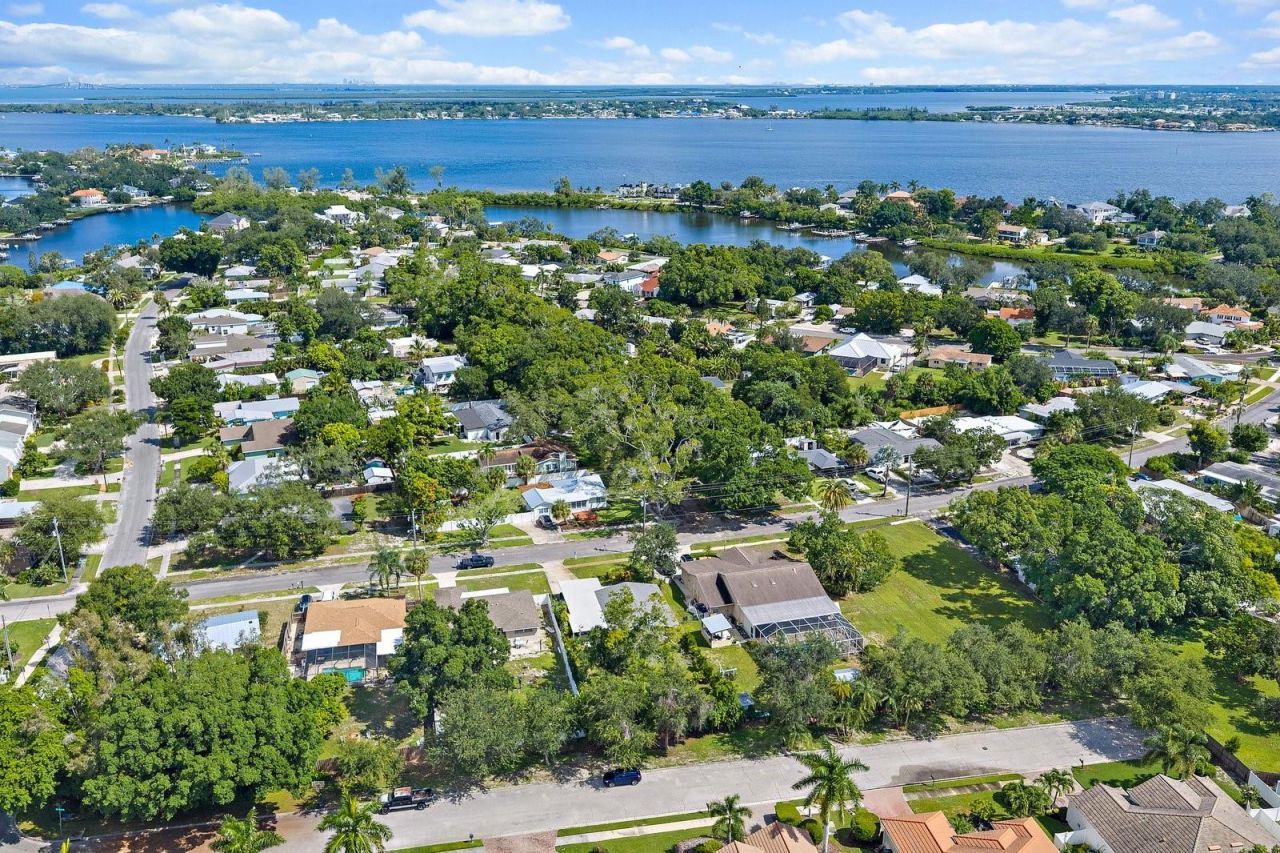 5507 Harbor Road, Bradenton, FL 34209 Photo