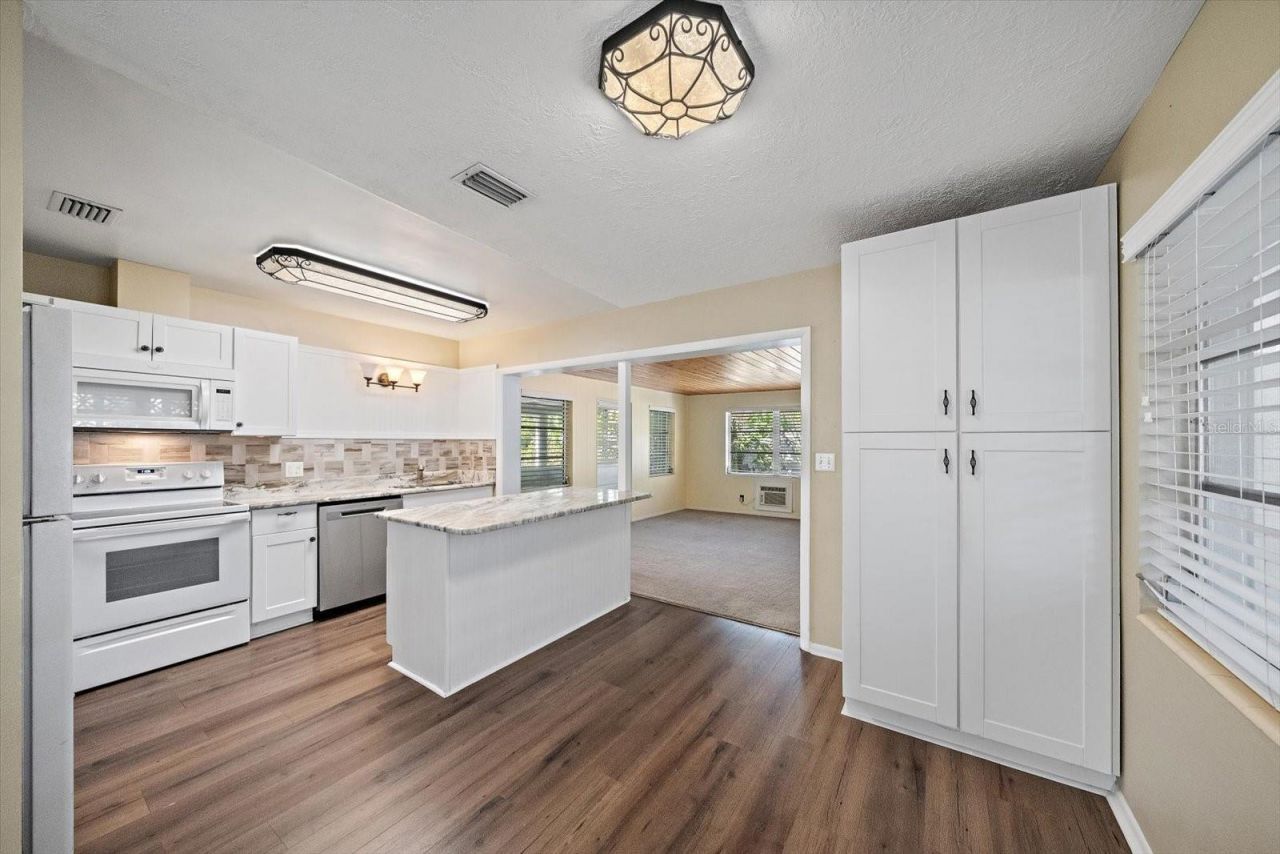 5507 Harbor Road, Bradenton, FL 34209 Photo