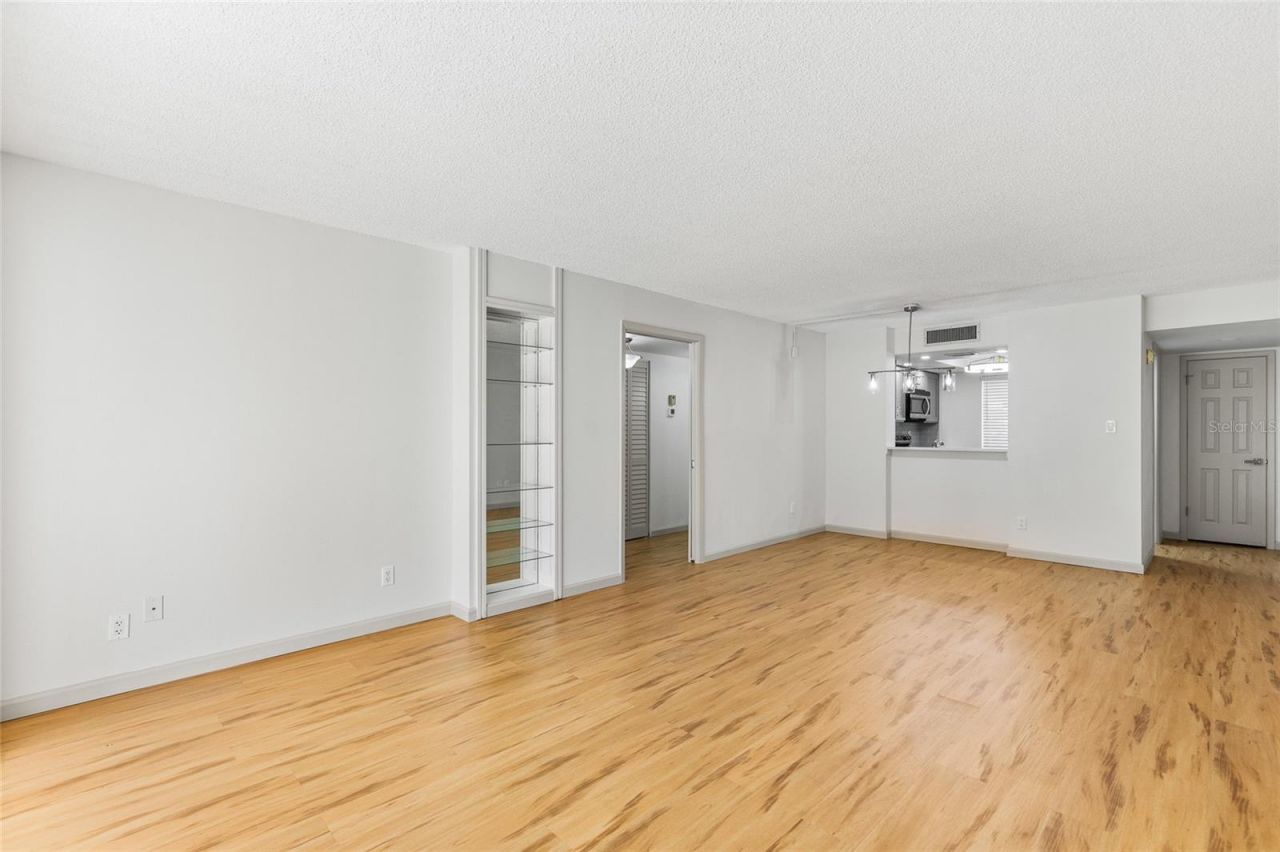 13626 Greenfield Drive, Unit 109, Tampa, FL 33618 Photo