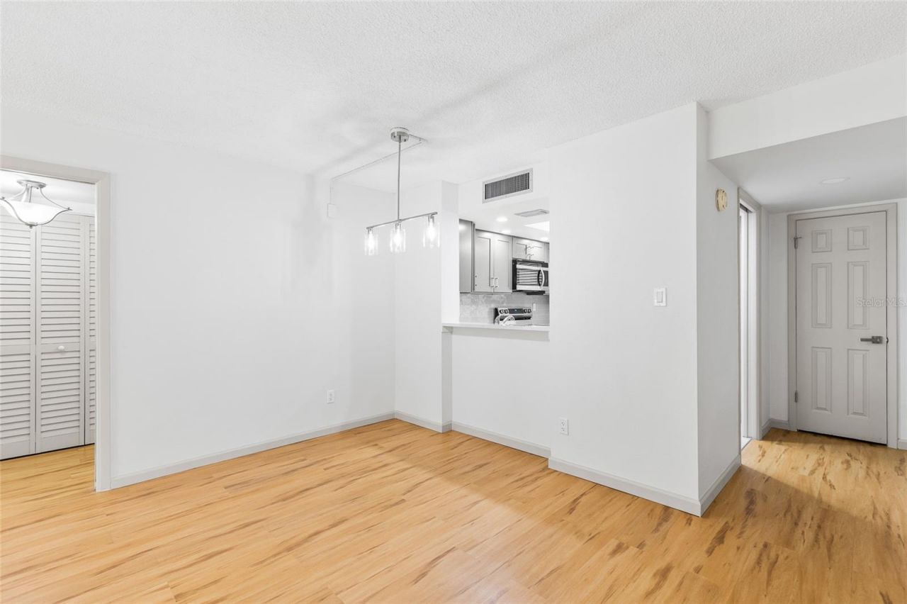 13626 Greenfield Drive, Unit 109, Tampa, FL 33618 Photo