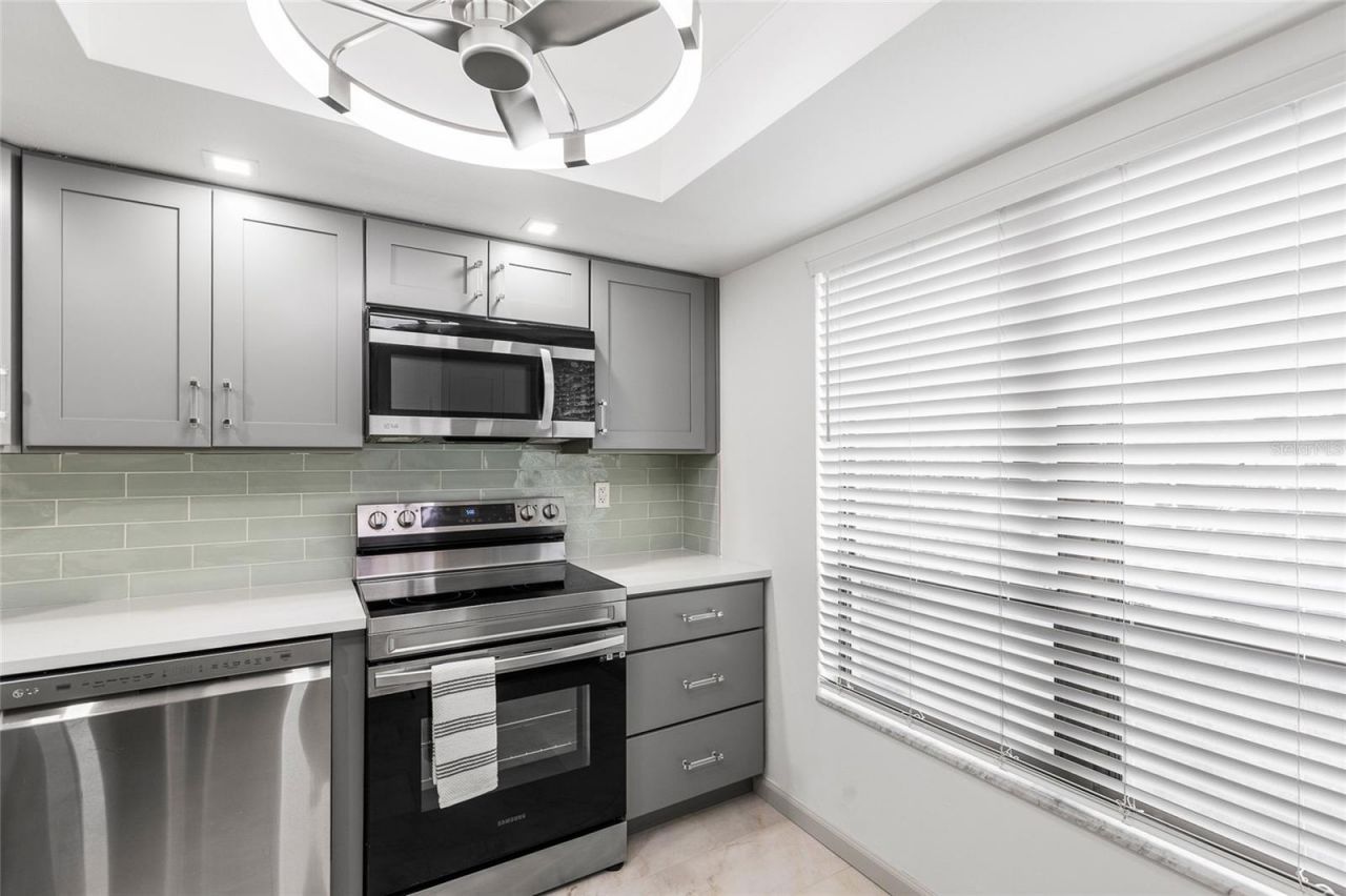 13626 Greenfield Drive, Unit 109, Tampa, FL 33618 Photo