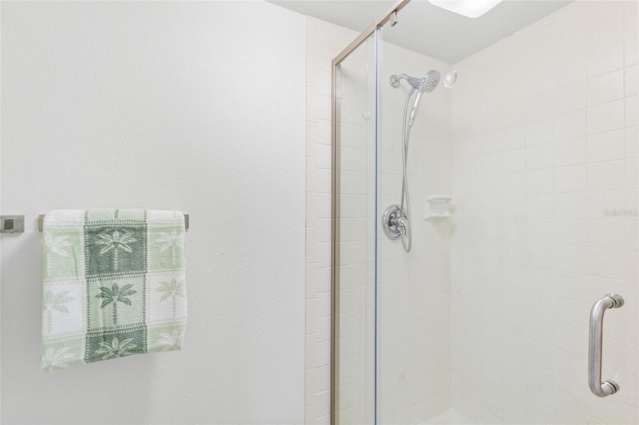 13626 Greenfield Drive, Unit 109, Tampa, FL 33618 Photo