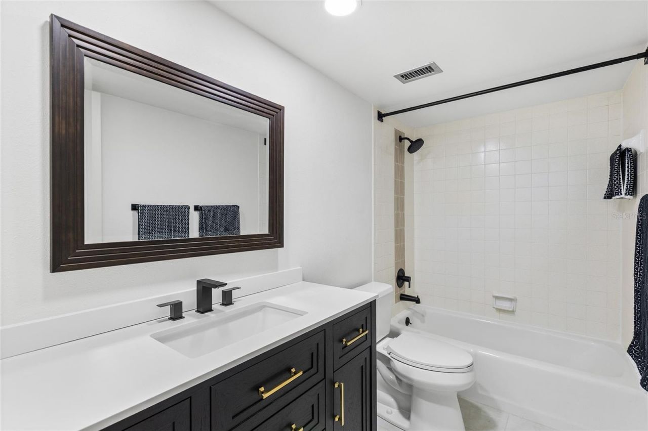 13626 Greenfield Drive, Unit 109, Tampa, FL 33618 Photo