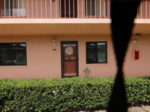 105 LAKESIDE COURT , Unit 6, OLDSMAR, FL 34677