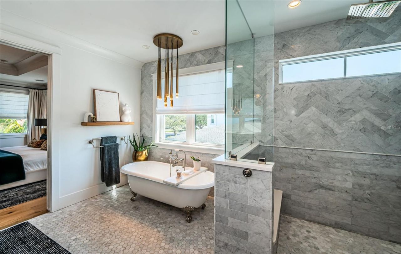 600 Alda Way Ne, Saint Petersburg, FL 33704 Photo