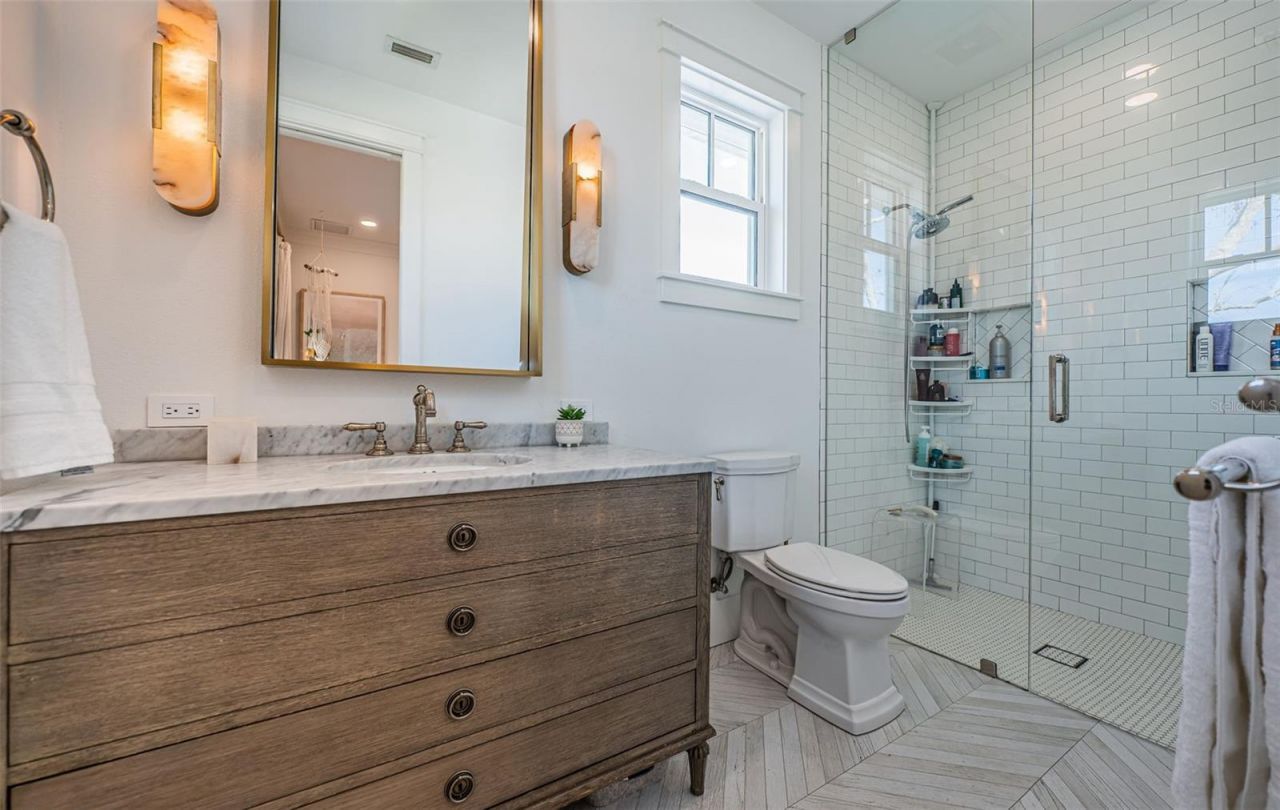 600 Alda Way Ne, Saint Petersburg, FL 33704 Photo