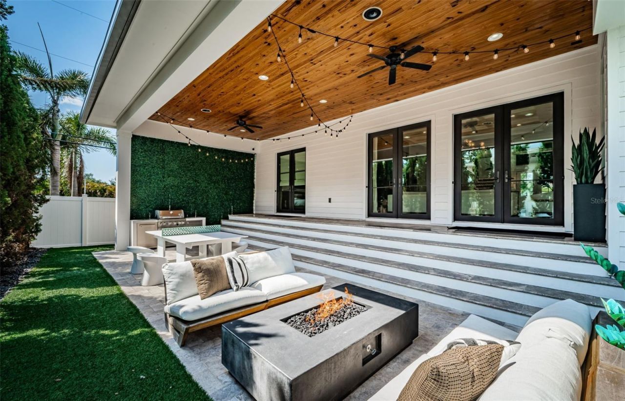 600 Alda Way Ne, Saint Petersburg, FL 33704 Photo