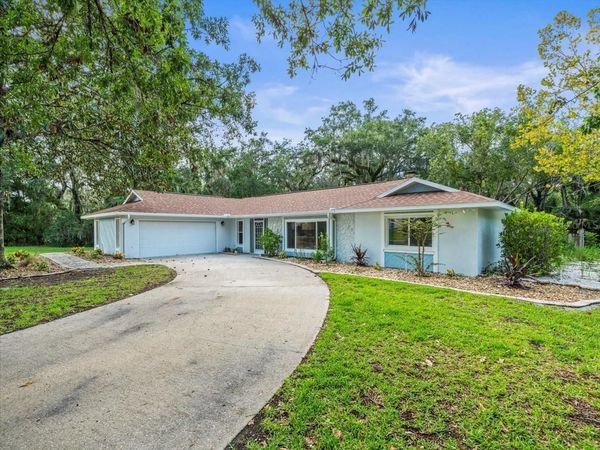 11815 W WATERWAY DRIVE , HOMOSASSA, FL 34448