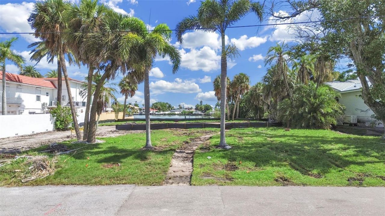 15601 Redington Drive, Redington Beach, FL 33708 Photo