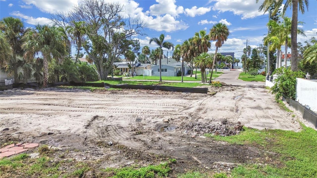 15601 Redington Drive, Redington Beach, FL 33708 Photo