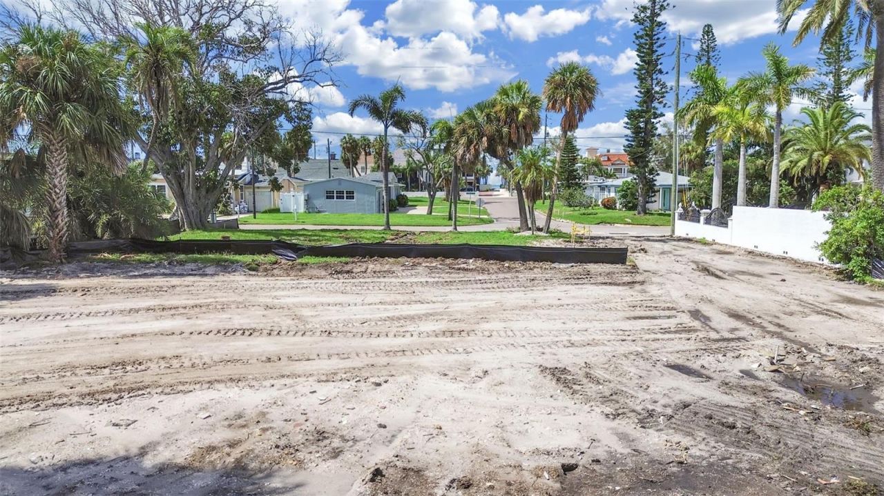 15601 Redington Drive, Redington Beach, FL 33708 Photo
