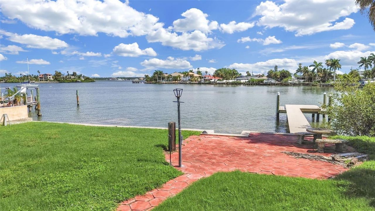 15601 Redington Drive, Redington Beach, FL 33708 Photo
