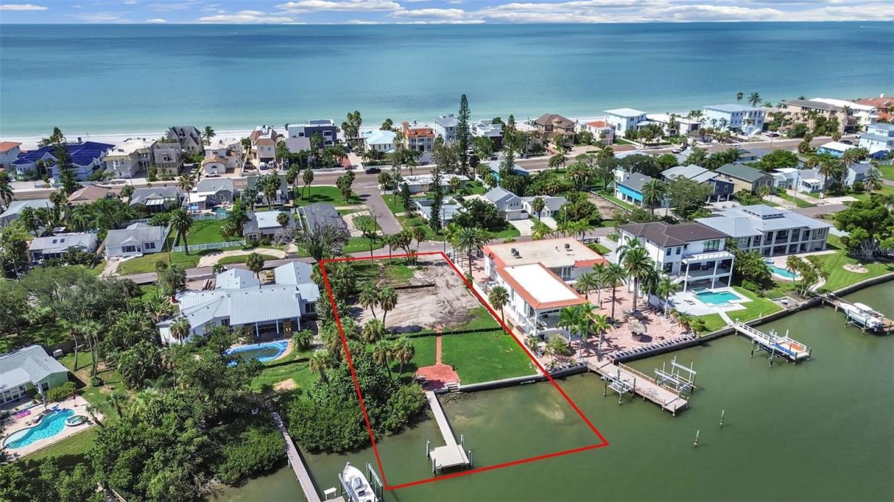 15601 Redington Drive, Redington Beach, FL 33708 Photo
